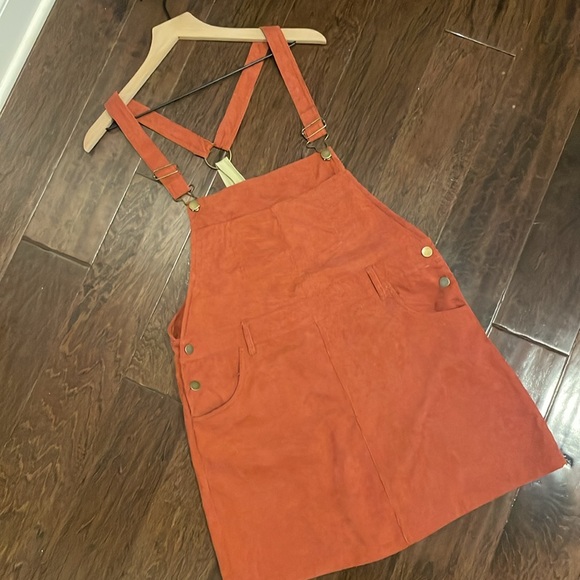 Rust-colored Entro Corduroy Jumper - Picture 2 of 4